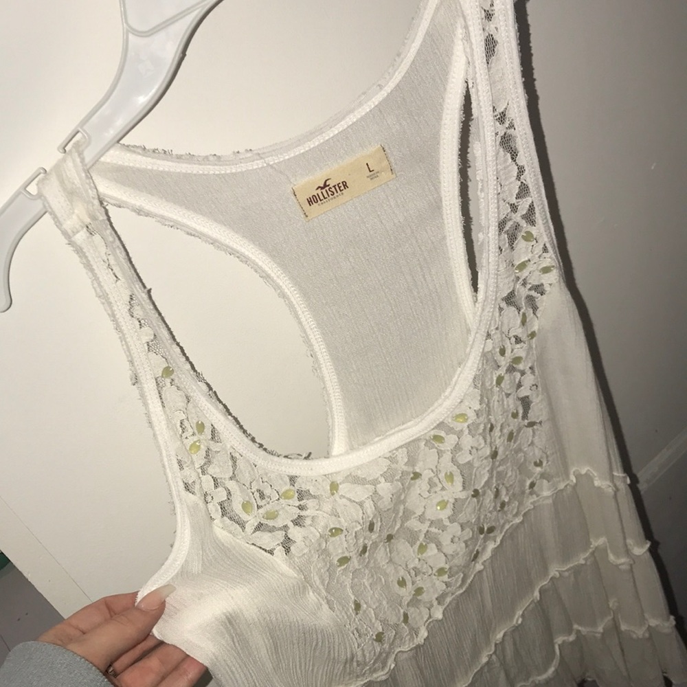 Hollister tank